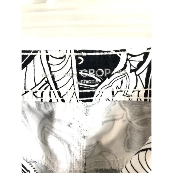 The Platinum Crop By Chico's Womens 12.5 (14/L) Black/White Palm Spring Floral - Picture 5 of 13